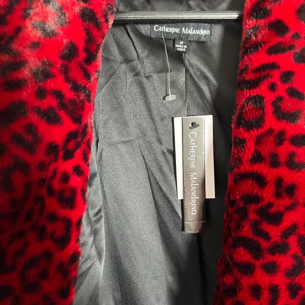 New w tags!!! 🎄🎄🎄Catherine Malandrino Red Leopard faux fur Print Jacket - Picture 2 of 3